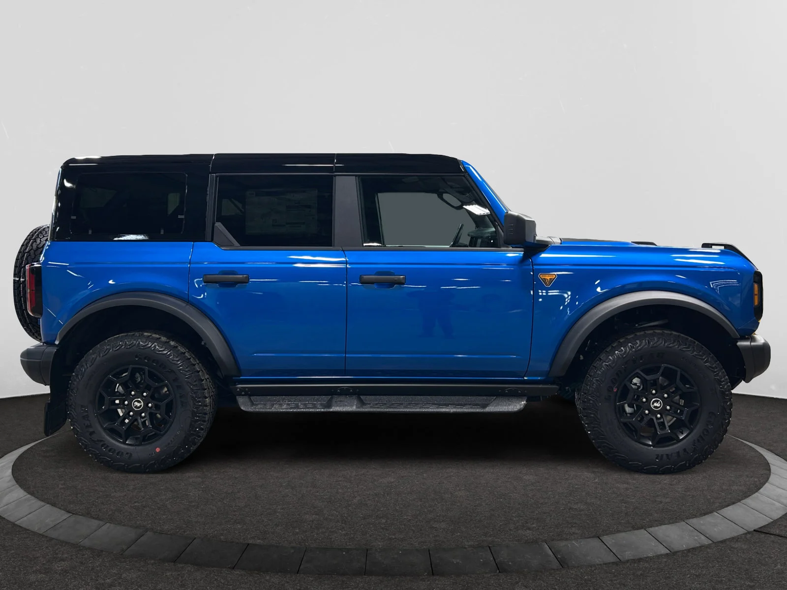 New 2026 Velocity Blue Metallic Ford Badlands image 6
