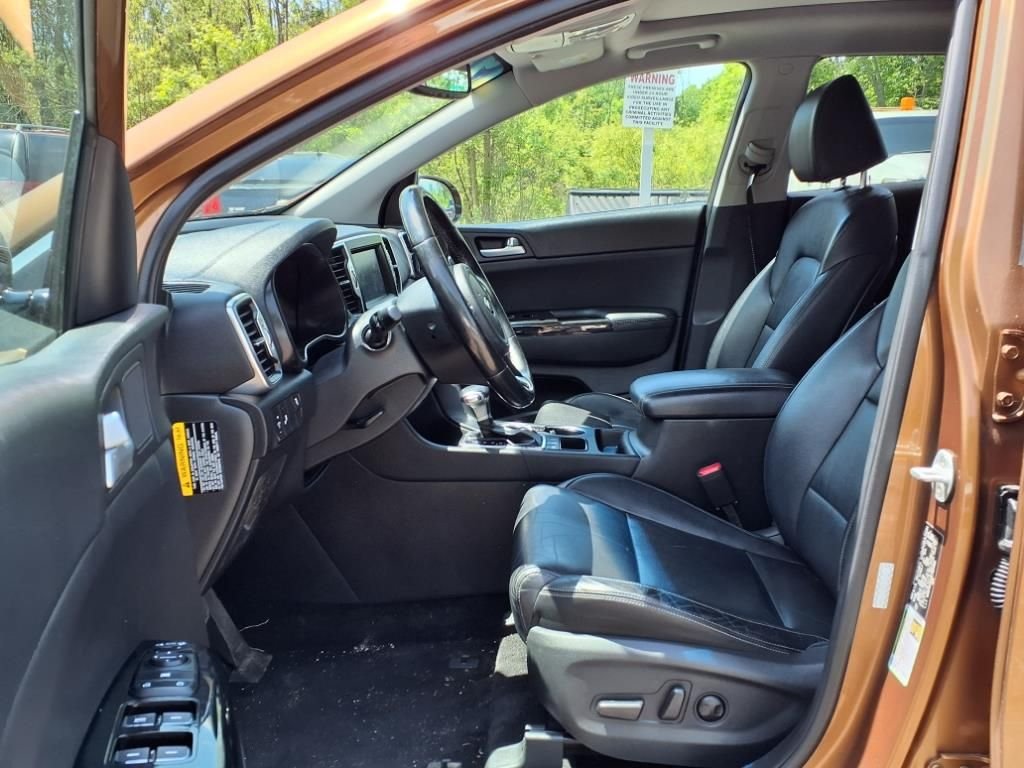 Used 2019 Brown Kia EX image 19