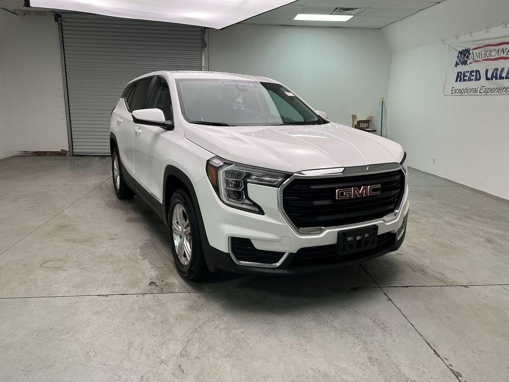 2024 GMC Terrain SLE AWD's photo