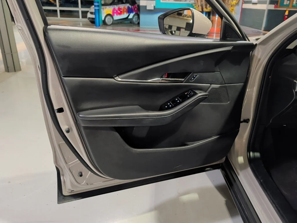 Used 2023 Platinum Quartz Metallic Mazda 2.5 S Preferred Package image 18