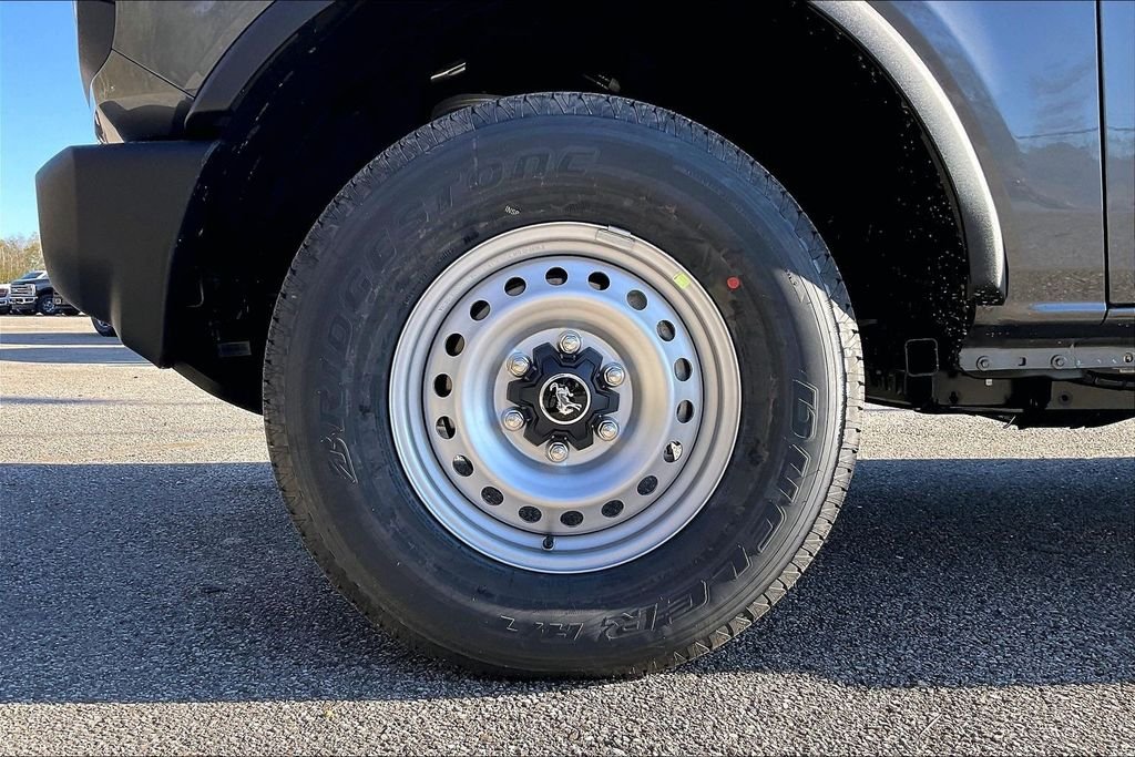 New 2025 Ford Bronco Base 4D Sport Utility