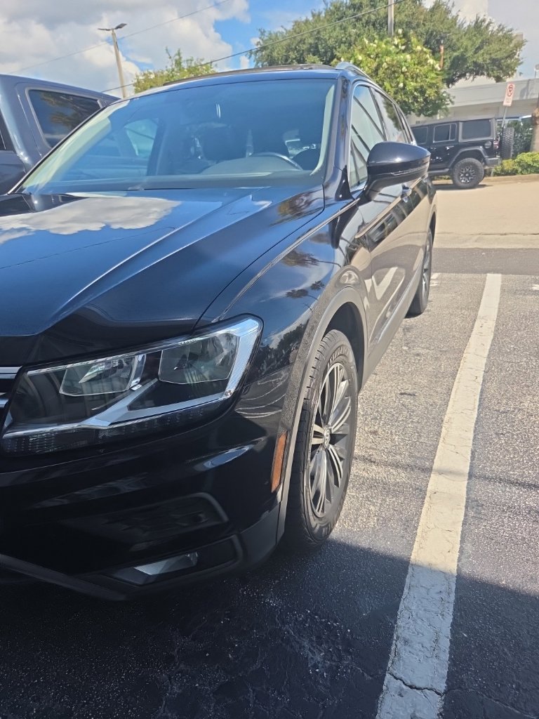 2019 Volkswagen Tiguan SEL AWD photo