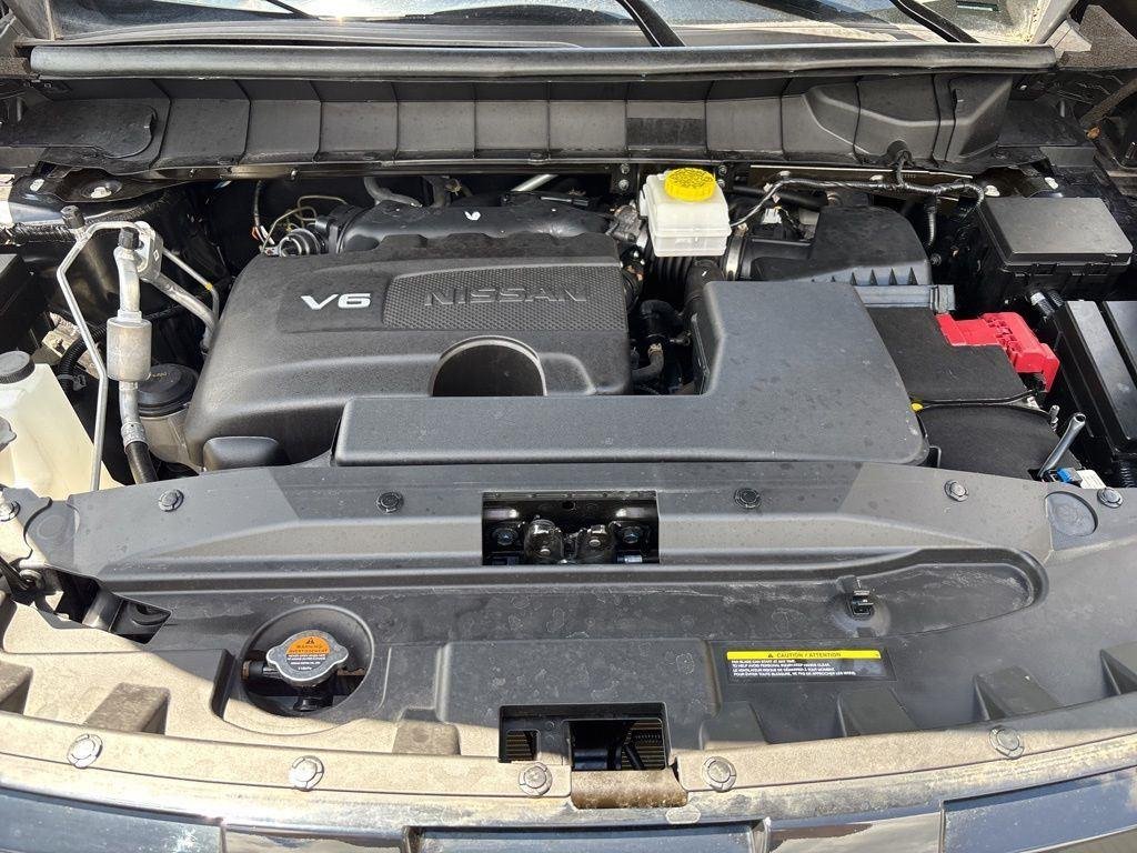Used 2024 Super Black Nissan SL image 11
