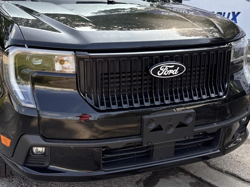 Certified Used 2025 Shadow Black Ford Lobo Standard image 3
