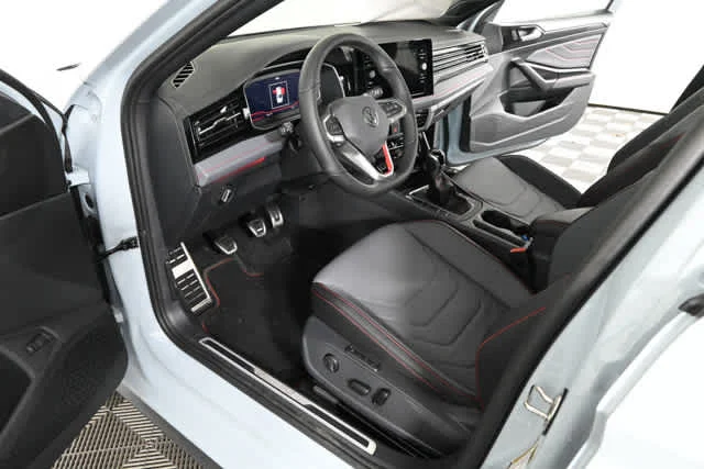 New 2026 Monument Gray w/Deep Black Roof Volkswagen Autobahn image 18