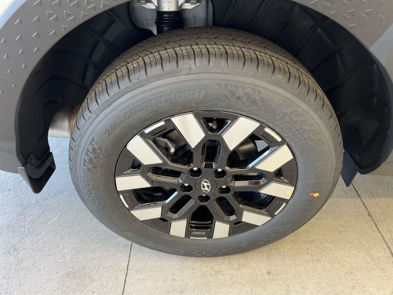 New 2026 Atlas White Hyundai SE AWD image 9