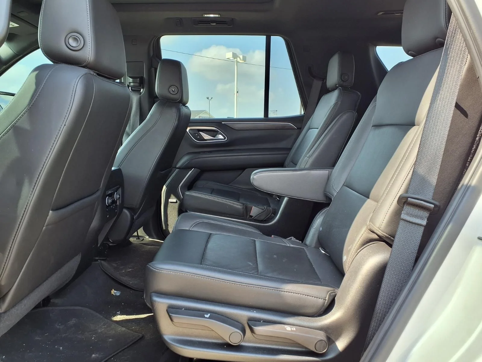 Used 2021 Beige Chevrolet Z71 image 12