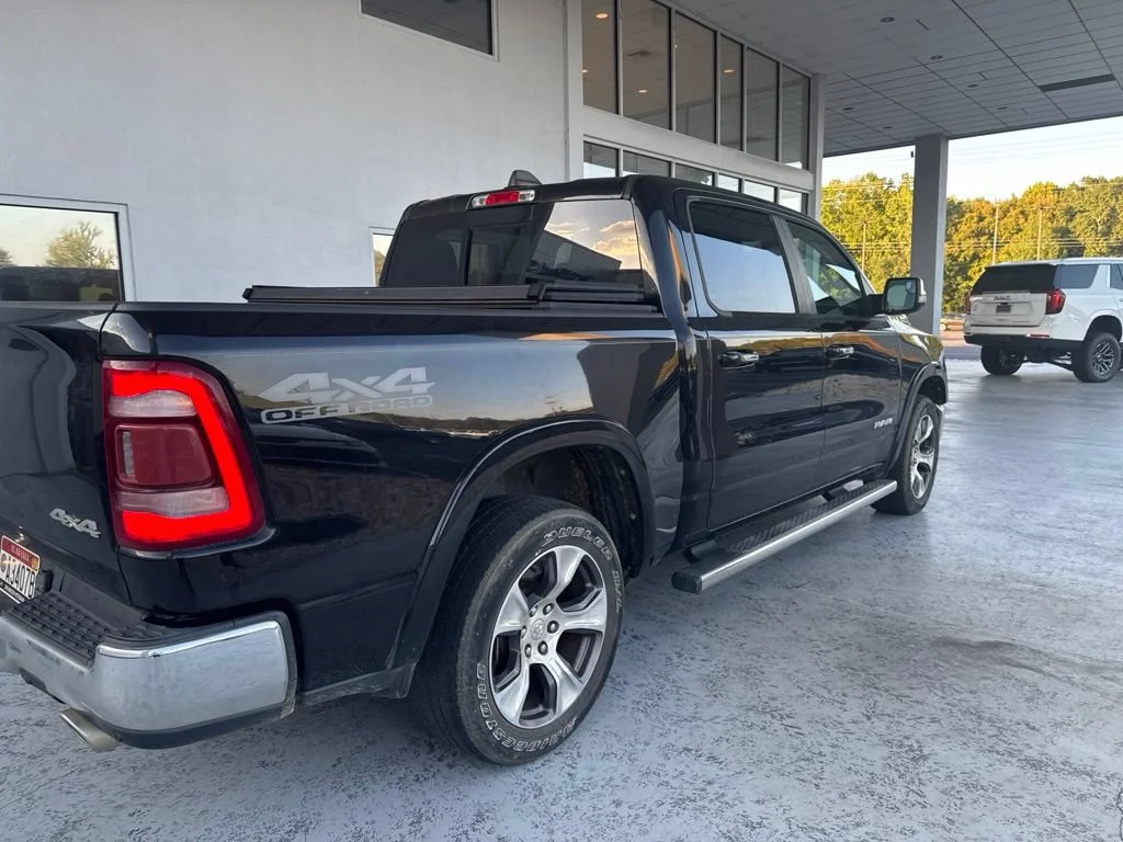 Used 2019 Diamond Black Cry Ram Laramie image 9