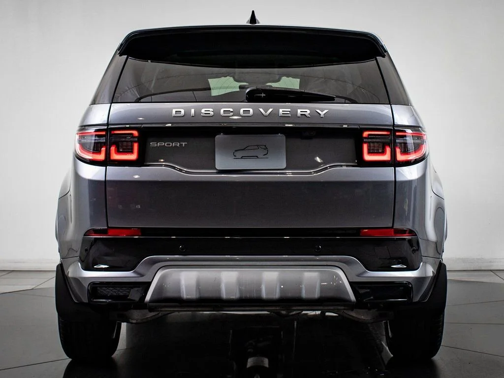 Certified Used 2025 Eiger Grey Metallic Land Rover S image 7