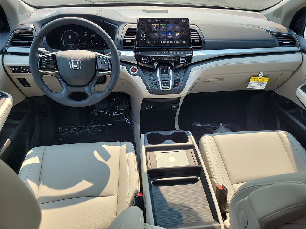 New 2026 Solar Silver Metallic Honda EX-L image 5