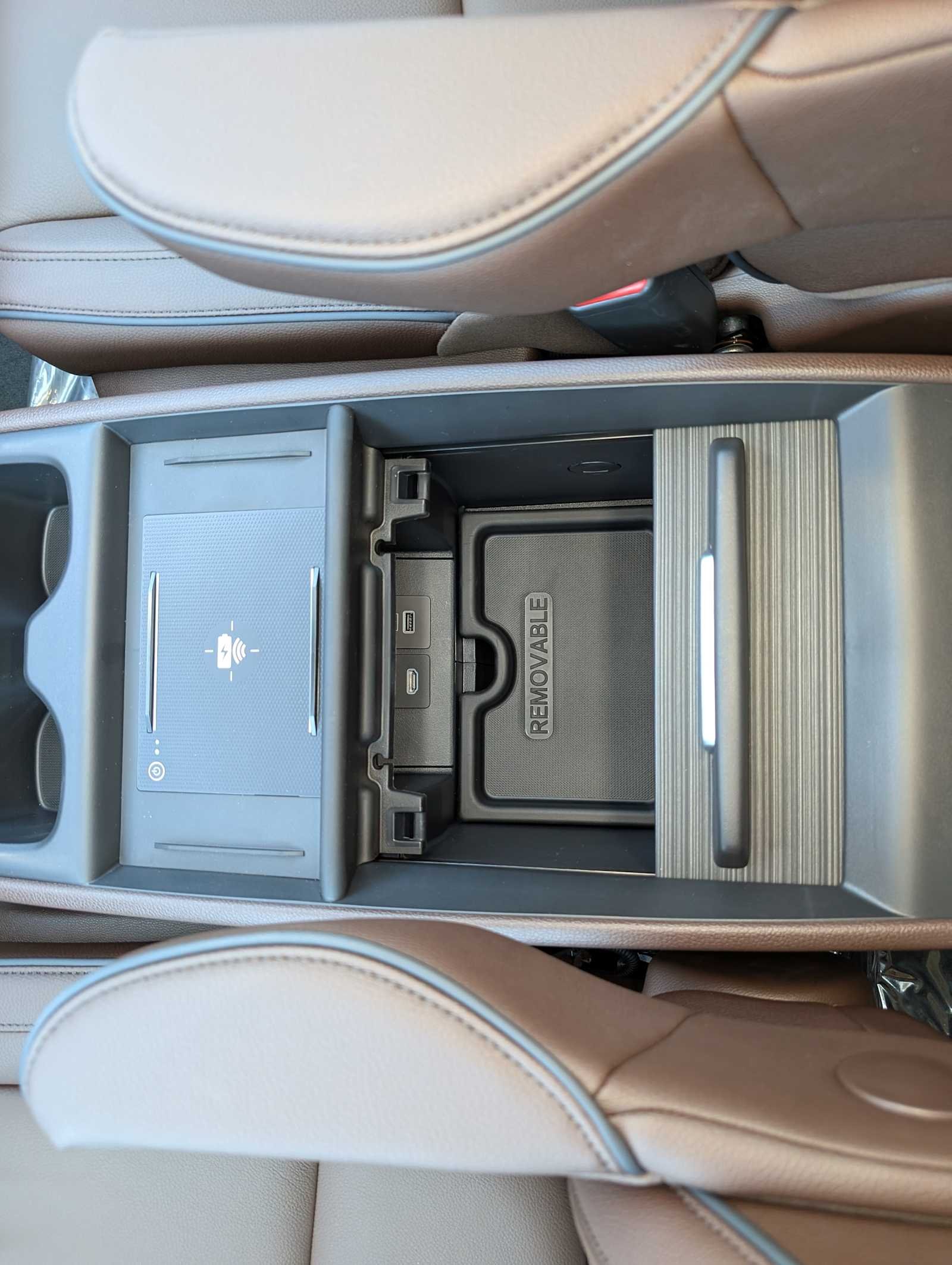 New 2026 Platinum White Pearl Honda Touring image 14