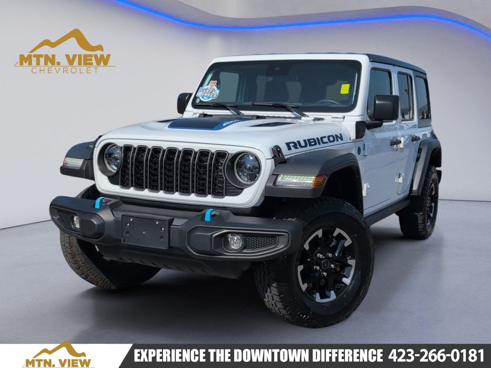 Used 2024 White Jeep Rubicon 4xe image 1