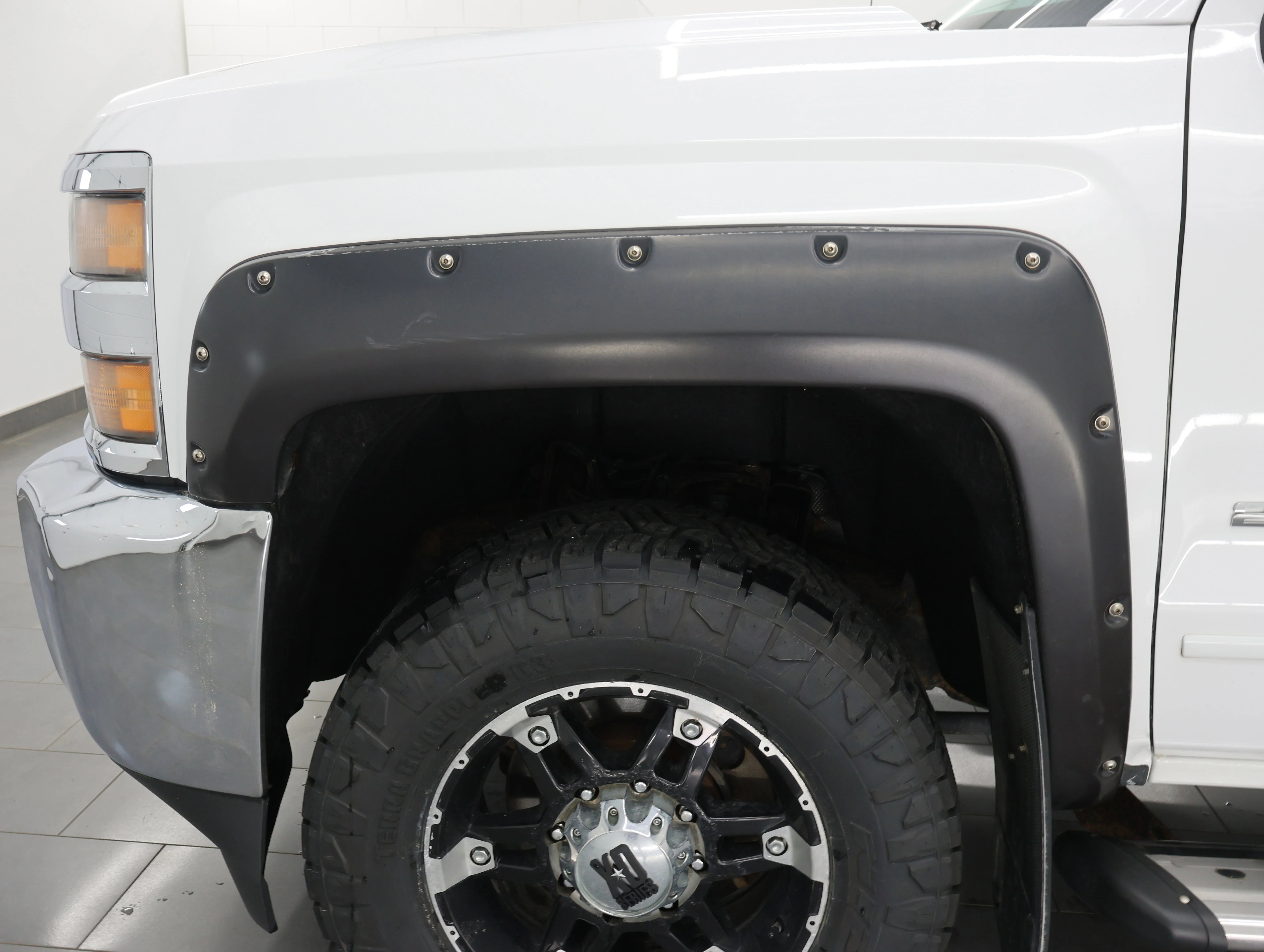 Used 2015 Summit White Chevrolet LT image 30
