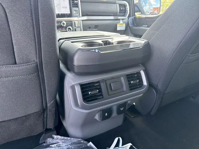 New 2026 Agate Black Metallic Ford XLT image 23