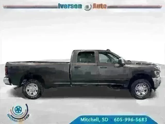 New 2026 Granite Crystal Metallic Clear-Coat Exterior Paint RAM TRADESMAN image 8