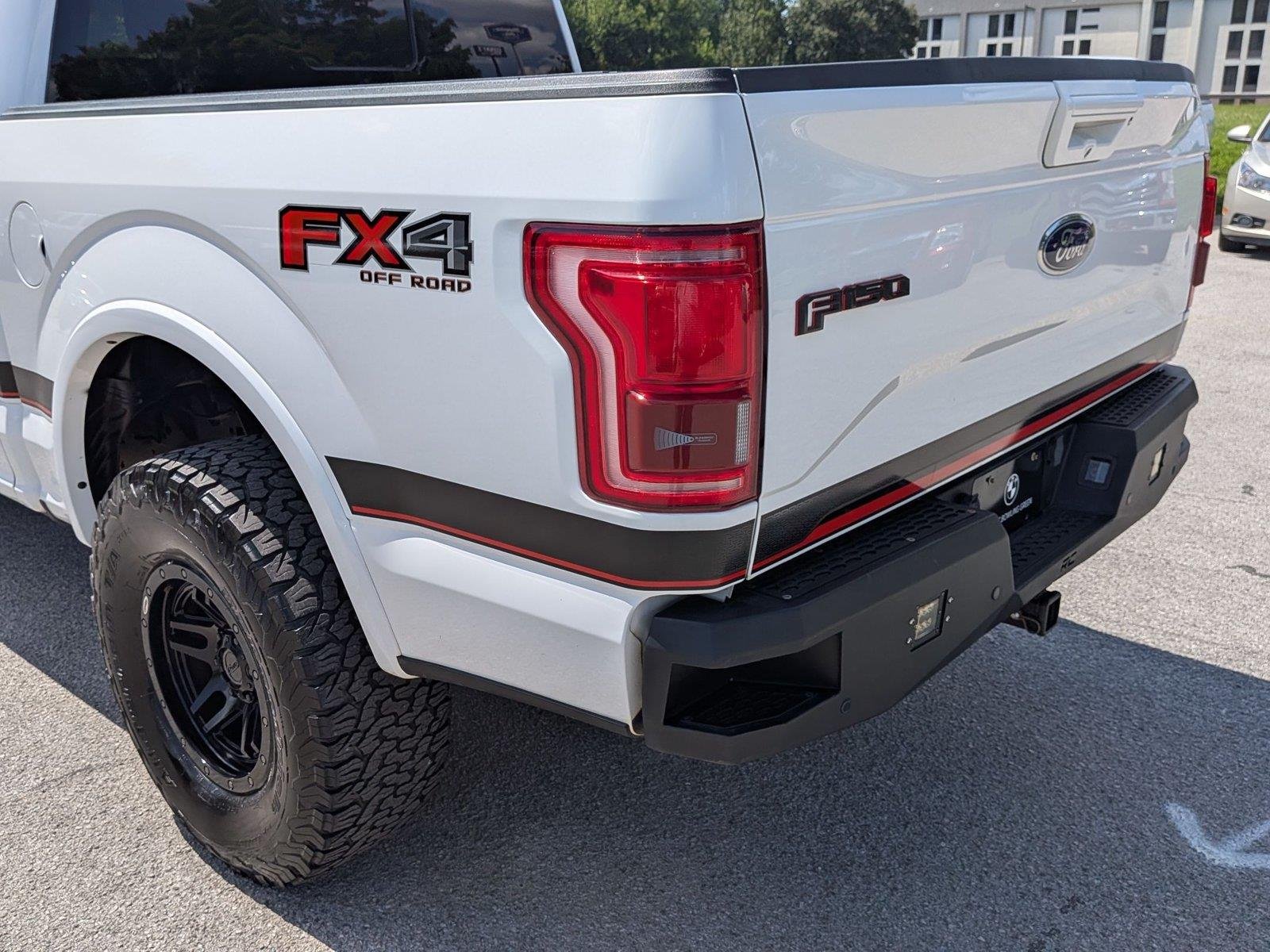 Used 2017 OXFORD WHITE FORD  image 12