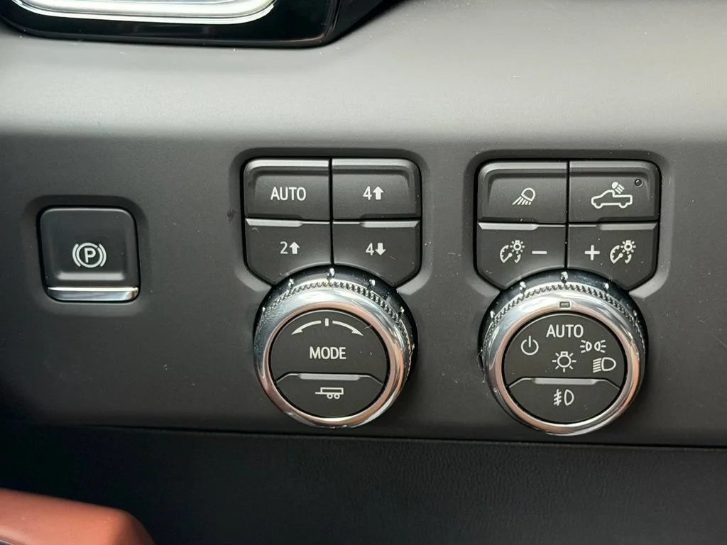 2026 GMC Sierra 2500HD Denali Ultimate - Photo 9