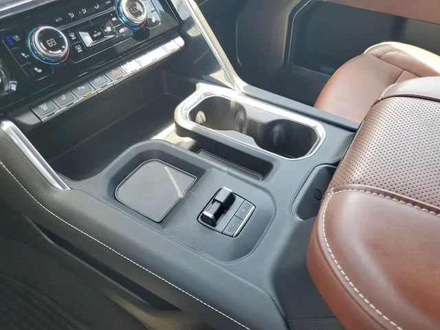 Used 2026 Onyx Black GMC Denali Ultimate image 20