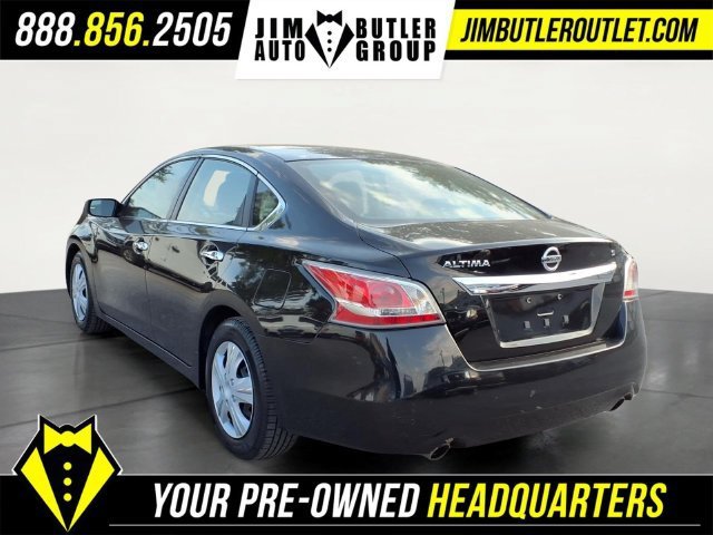 Used 2015 Black Nissan 2.5 S image 2