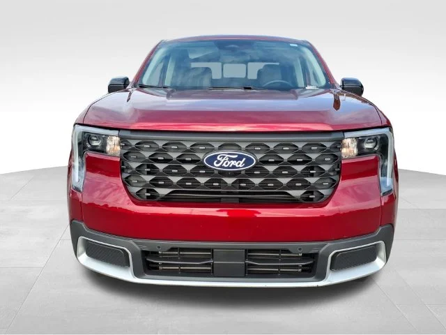 Used 2025 Red Ford Lariat image 15