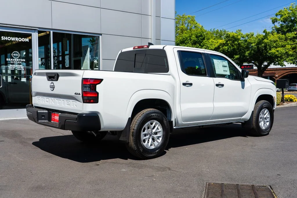 New 2026 Glacier White Nissan Crew Cab S image 6