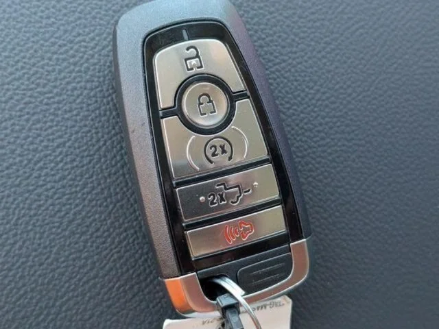New 2026 Avalanche Ford F-250® Lariat® image 31