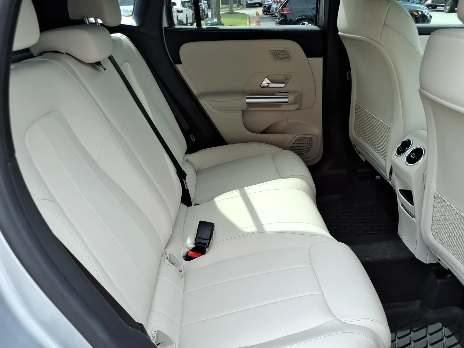 Certified Used 2026 Cirrus Silver Metallic Mercedes-Benz GLA 250 image 27