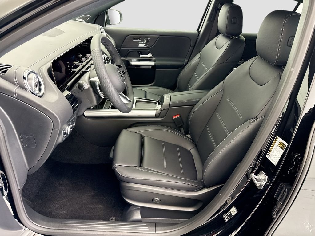New 2026 Night Black Mercedes-Benz GLA 250 image 18