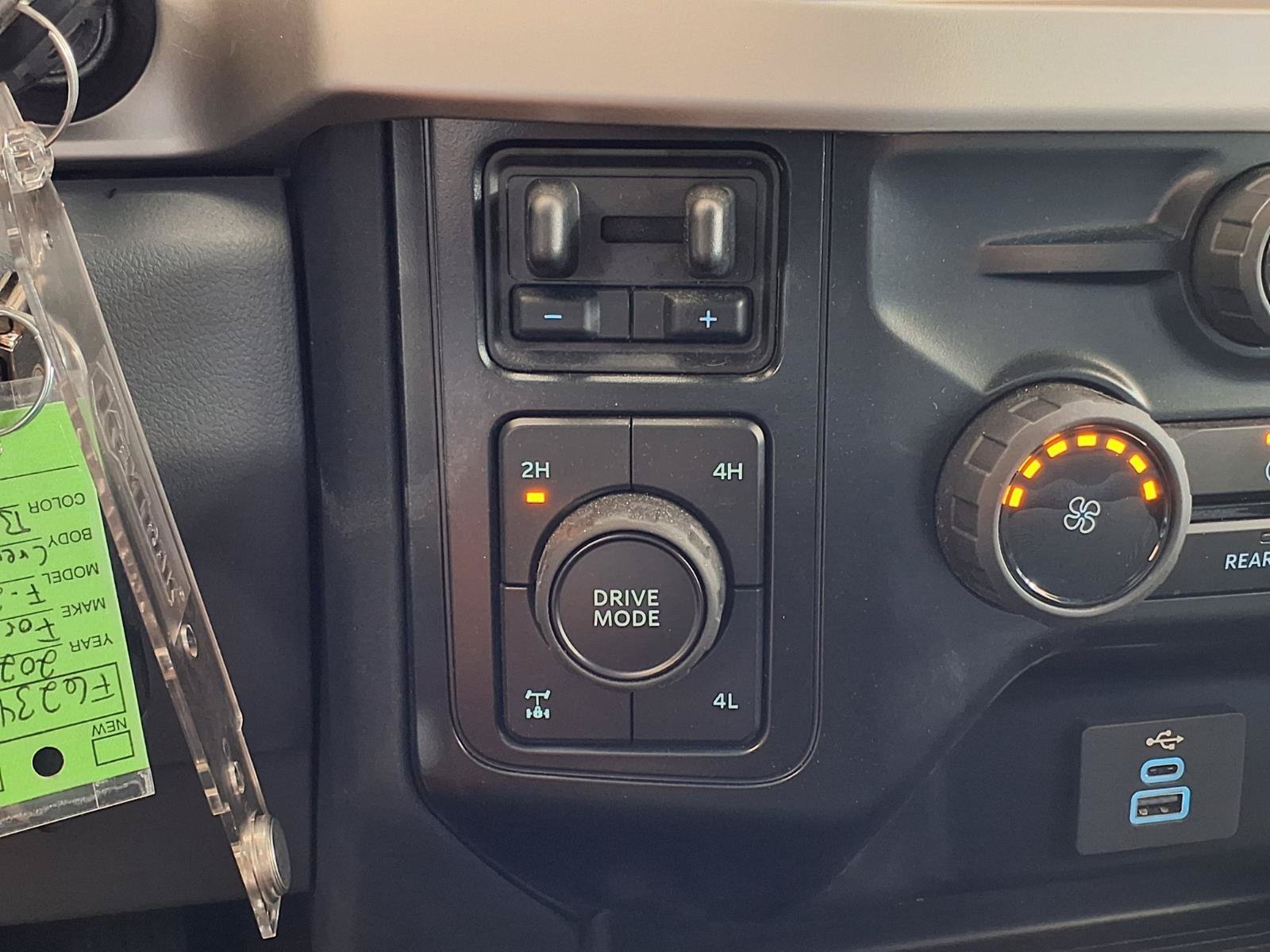 Used 2025 Blue Ford XL image 19