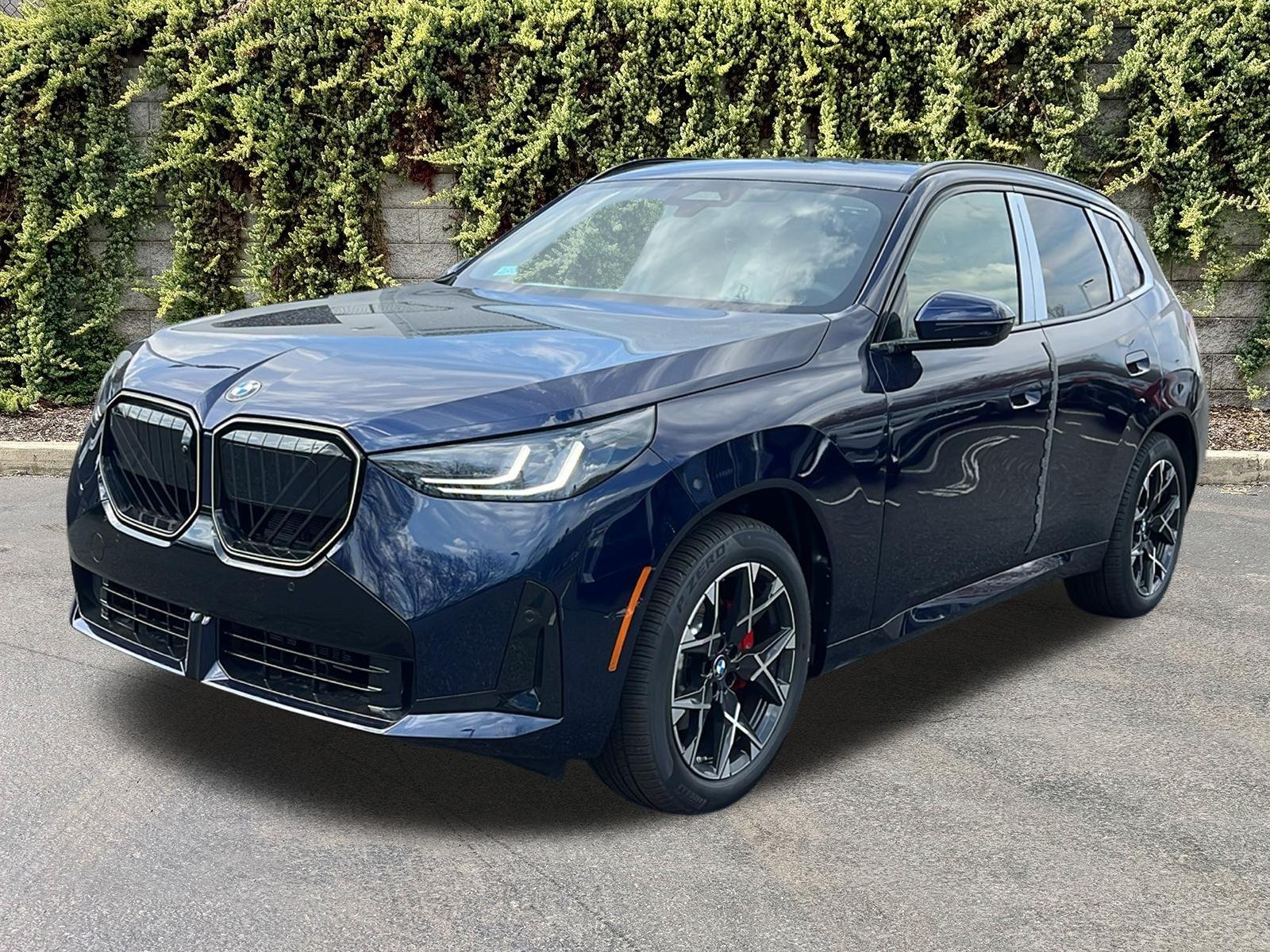 New 2026 Tanzanite Blue II Metallic BMW 30 xDrive image 3