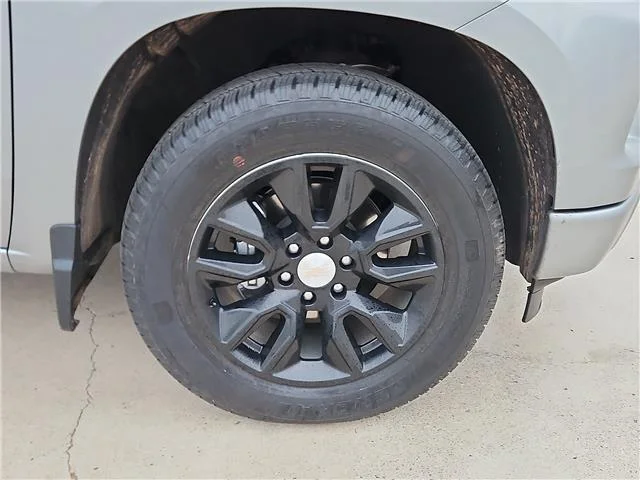 Used 2024 Sterling Gray Metallic Chevrolet Custom 4x2 Double Cab 6.6 ft. box 147.4 in. WB image 3