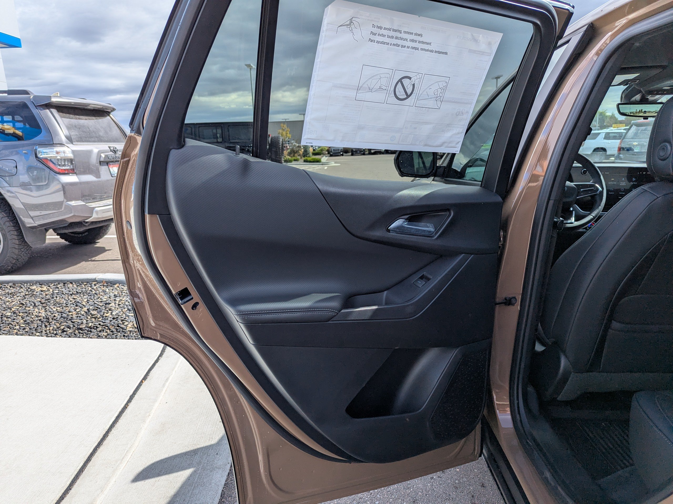 2027 Chevrolet Equinox LT - Photo 30