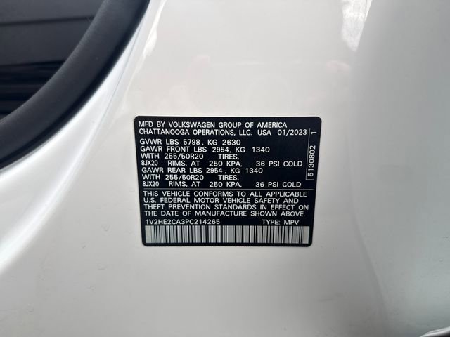 Used 2023 Pure White Volkswagen 3.6L V6 SE w/Technology image 17