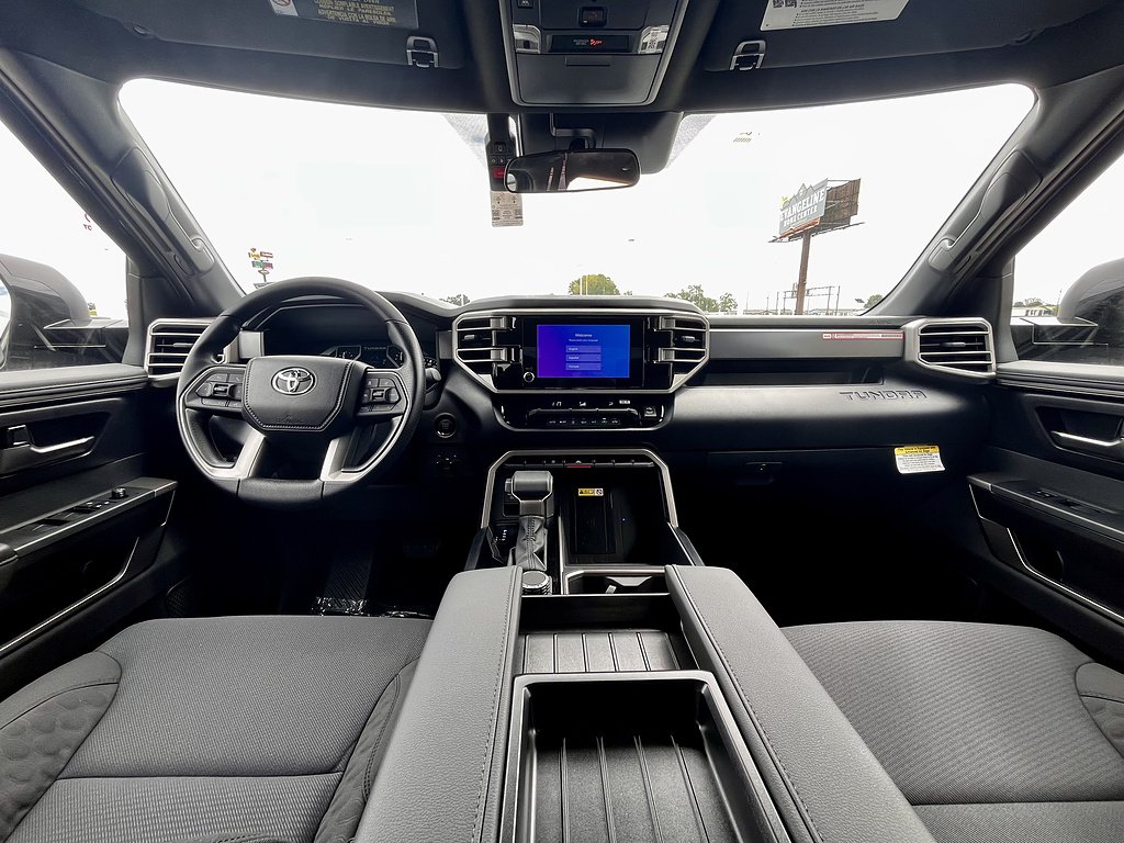 2026 Toyota Tundra SR5 - Photo 11