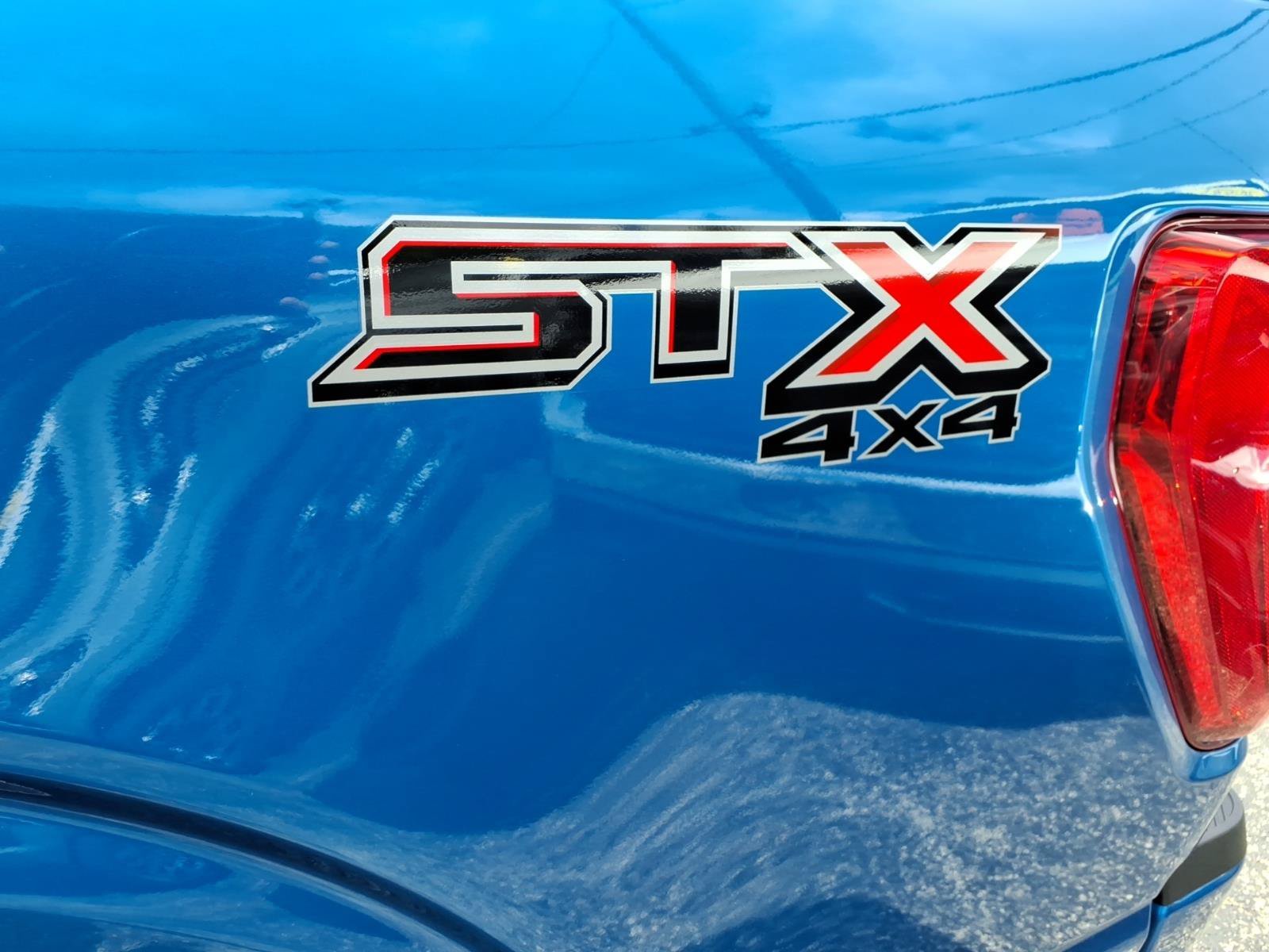 Used 2021 Velocity Blue Metallic Ford XL image 18
