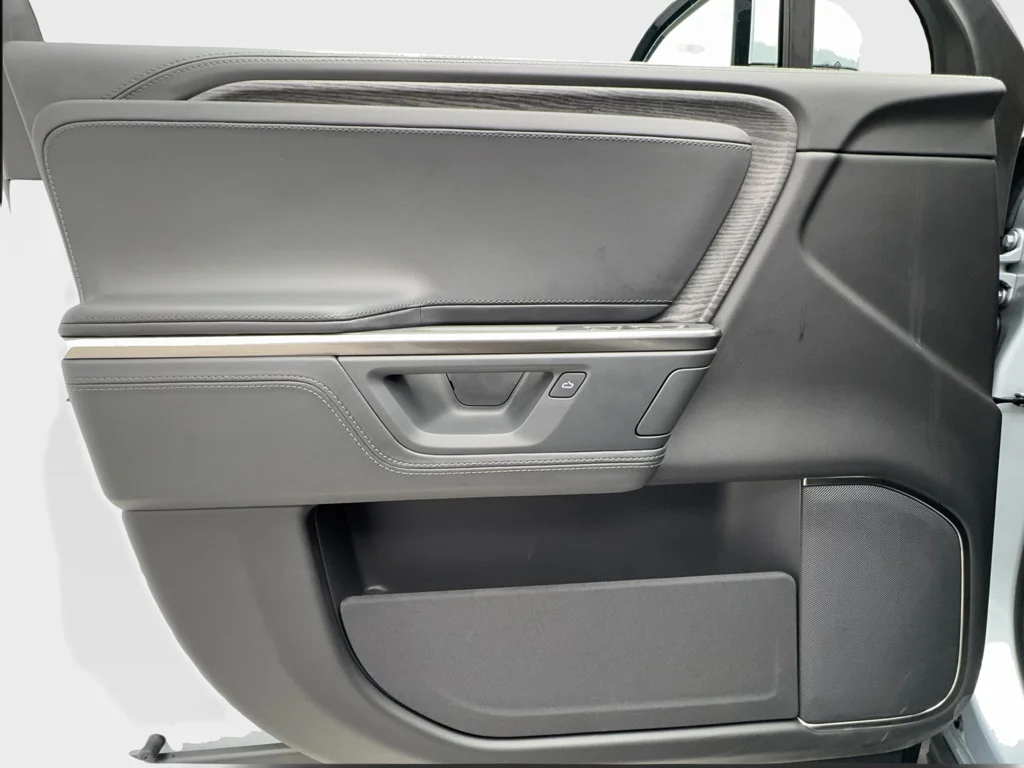 Used 2026 Blue Rivian Dual Motor Standard Pack image 22