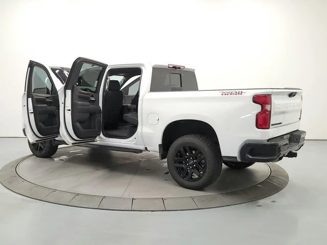 Used 2024 Summit White Chevrolet LT Trail Boss image 13