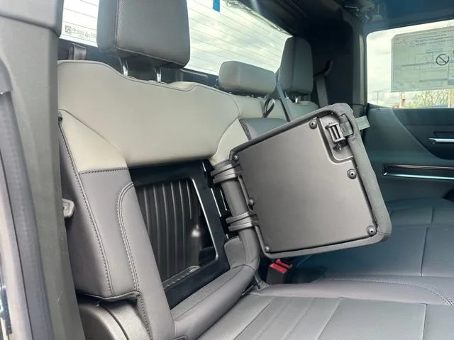2025 GMC HUMMER EV 2X - Photo 13