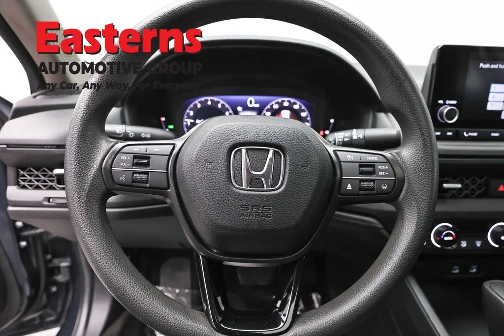 Used 2024 Gray Honda EX image 10