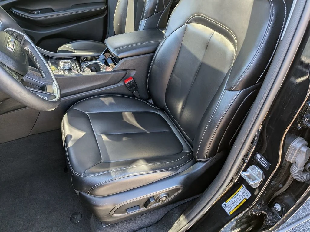 Used 2023 Black Jeep Limited image 25