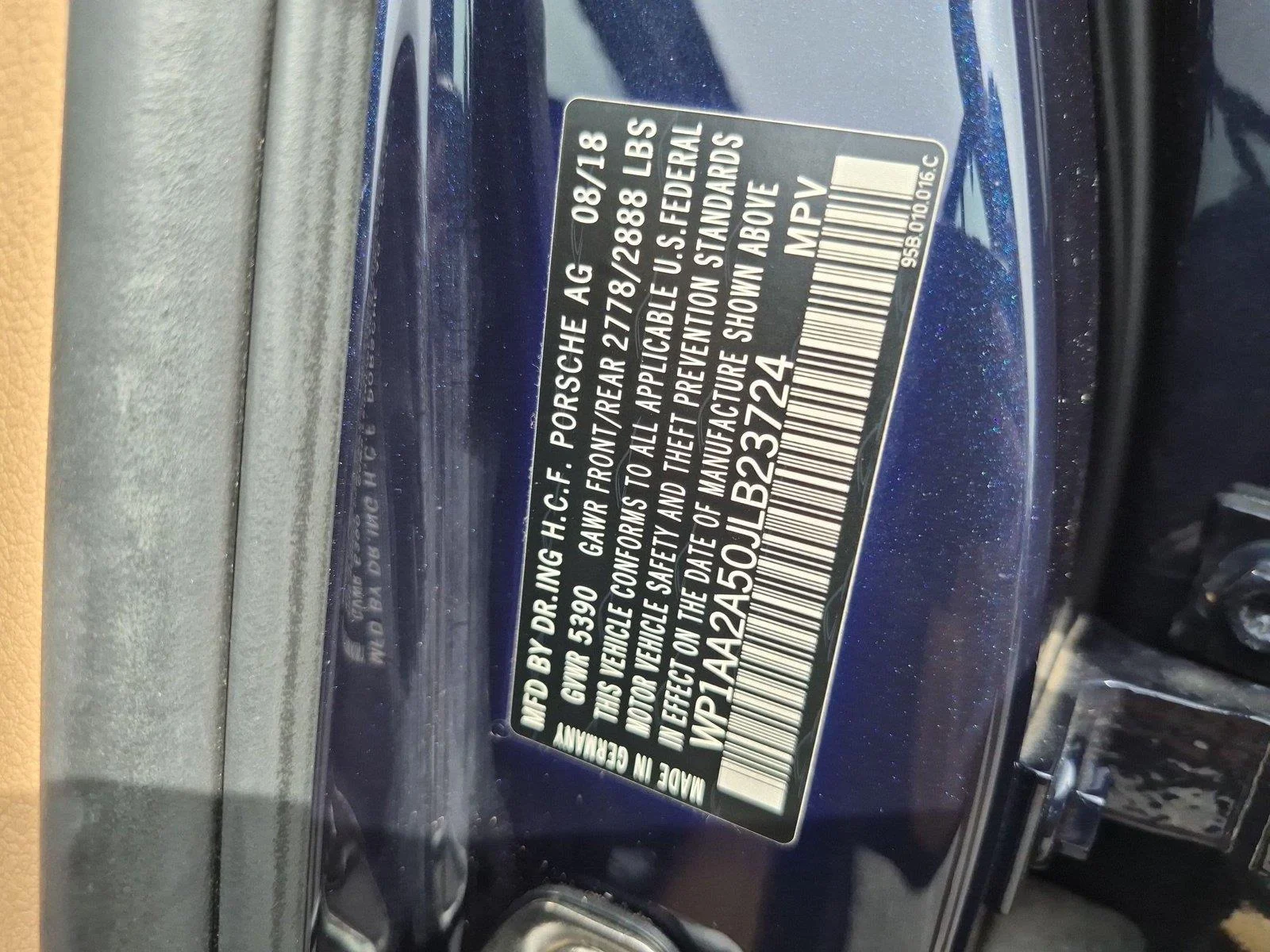 Used 2018 Night Blue Metallic Porsche  image 38