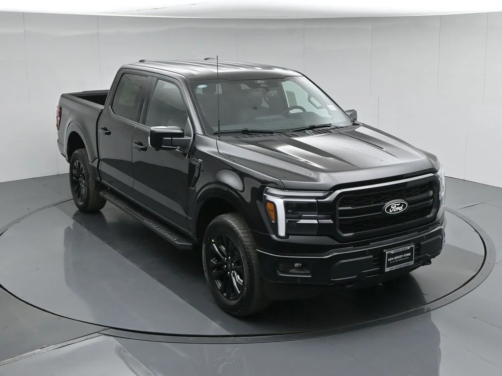 New 2026 Agate Black Metallic Ford Lariat image 40