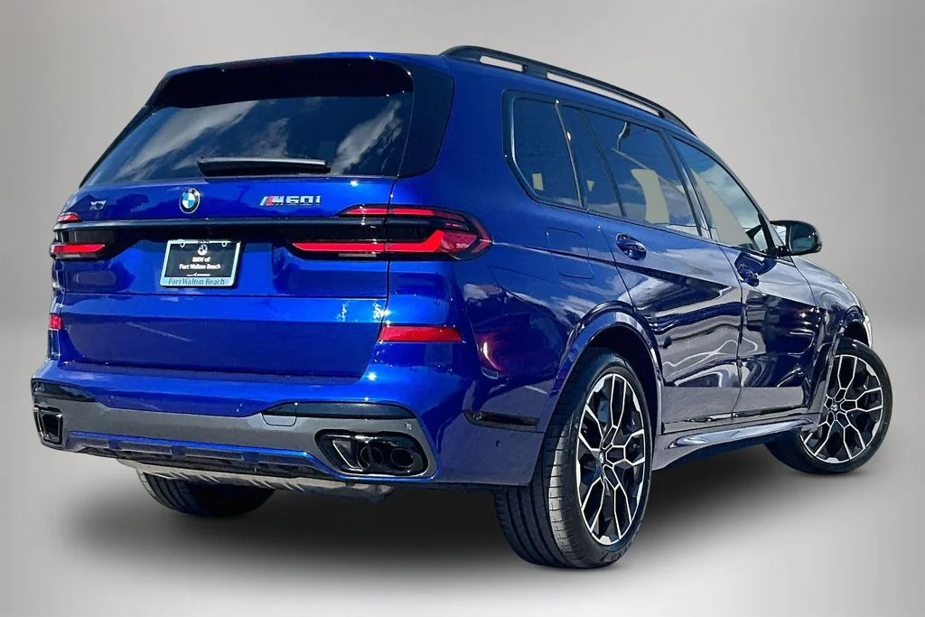New 2026 BMW X7 M60i 4D Sport Utility
