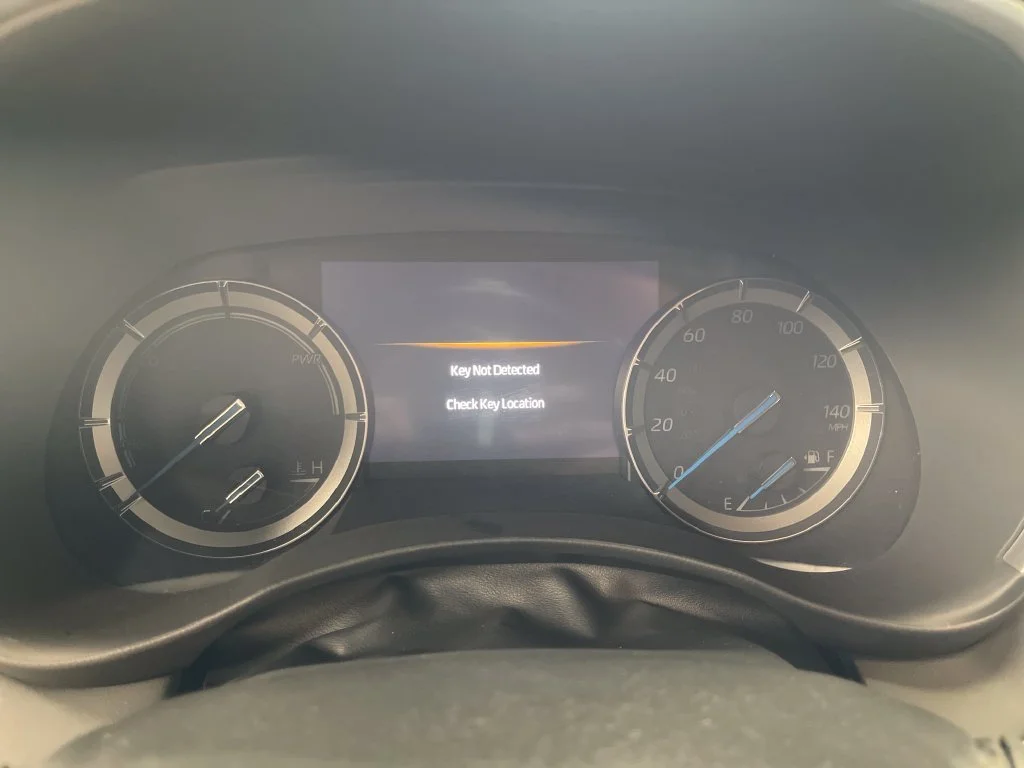 Used 2021  Toyota XLE image 17