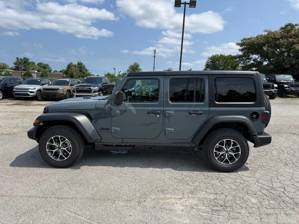 New 2026 Anvil Clear-Coat Exterior Paint Jeep Sport S image 9