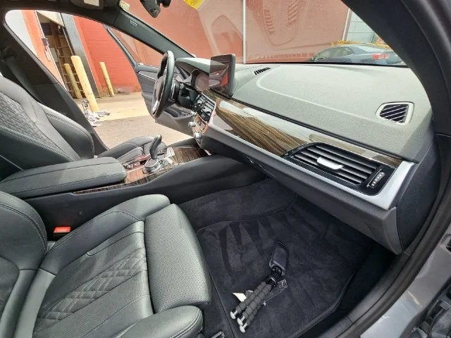 Used 2023 Gray BMW 530e iPerformance image 32
