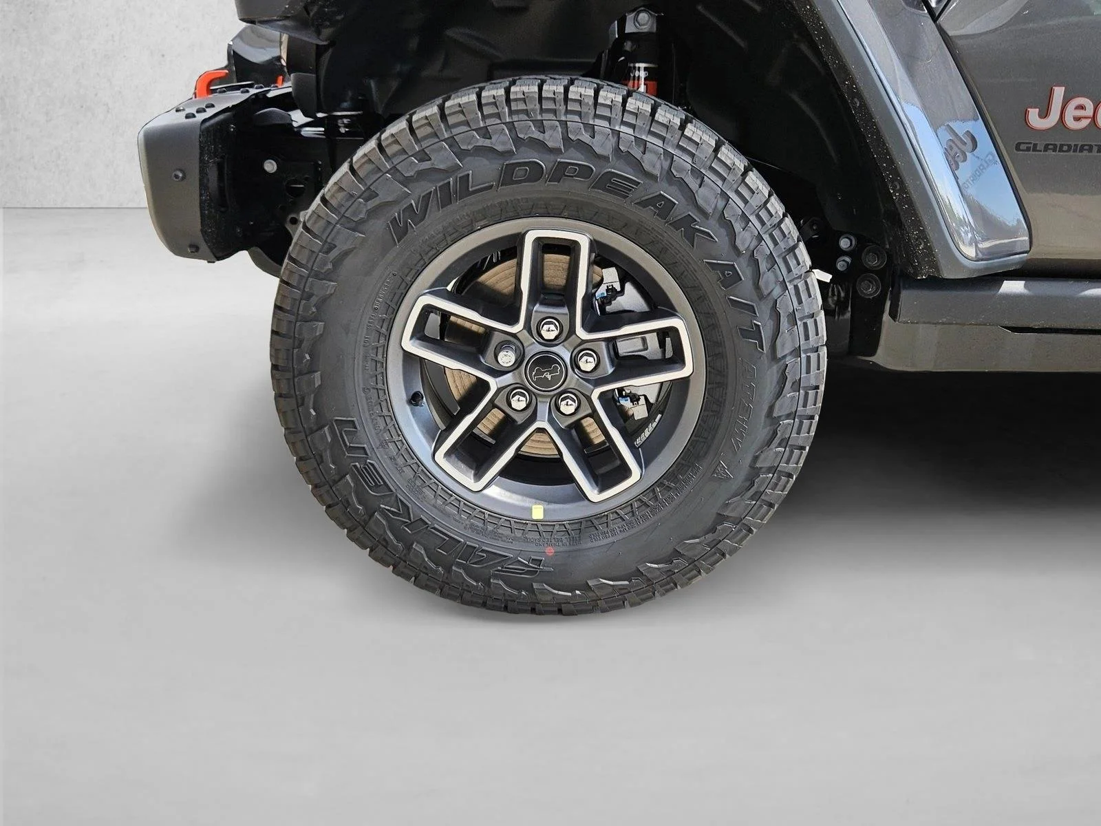 New 2026 Granite Crystal Metallic Clear-Coat Exterior Paint Jeep Mojave X image 10