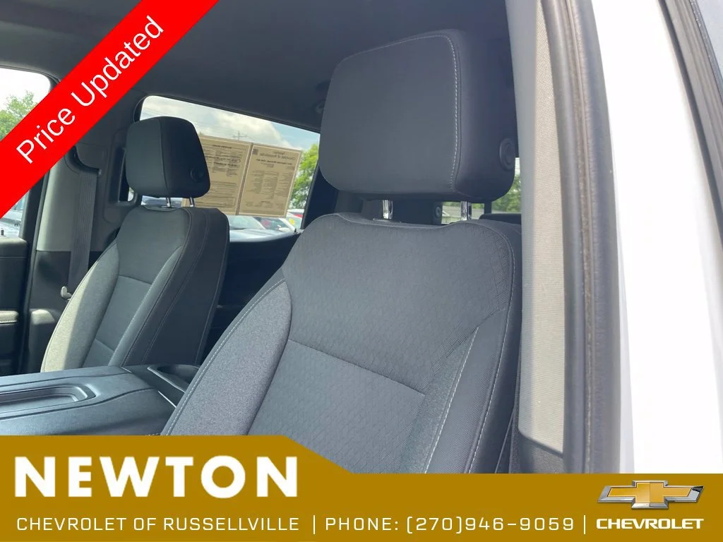 Used 2021 SUMMIT WHITE Chevrolet RST image 5