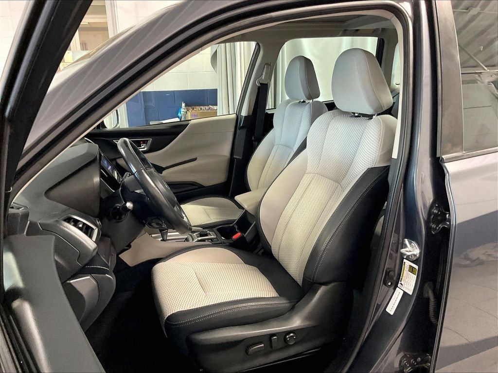 Used 2023 Magnetite Gray Metallic Subaru Premium image 10