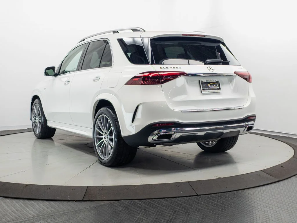 Used 2025 Polar White Mercedes-Benz GLE 450e image 30